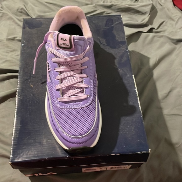 Brand new  9.5 womens - Picture 4 of 5